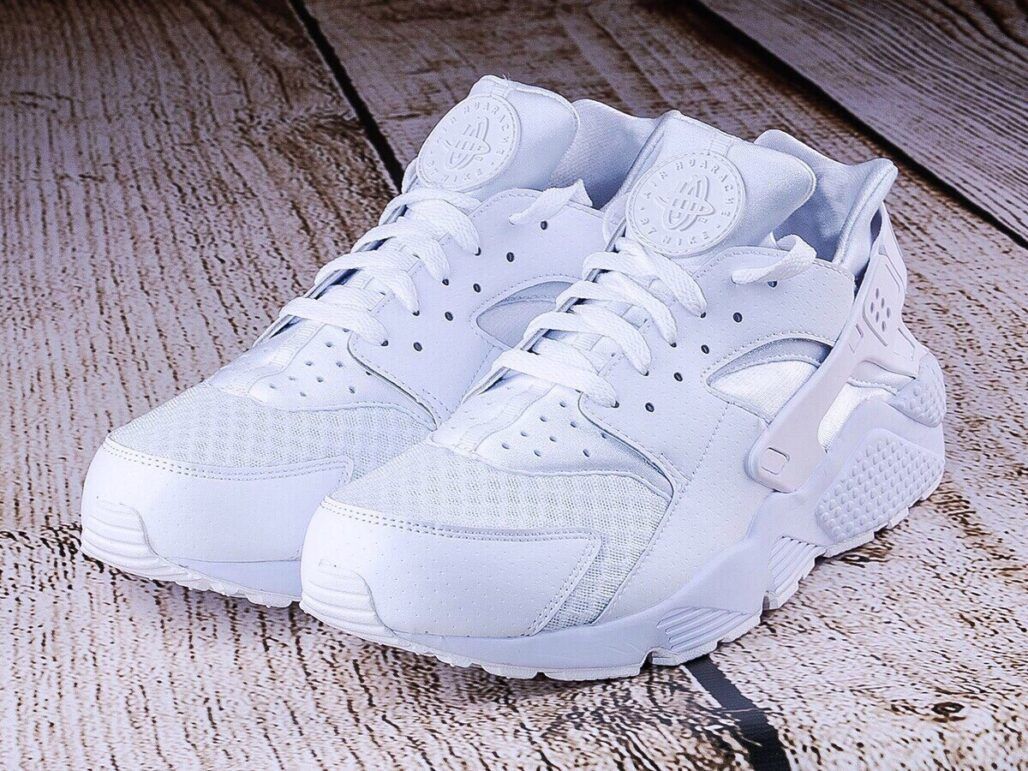 Кроссовки Nike Air Huarache белые женские - Room78