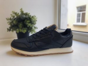 Кроссовки мужские Reebok Classic темно-синие кожаные