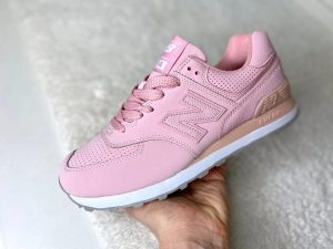 Кроссовки женские New Balance (Нью Баланс) 574 нежно-розовые