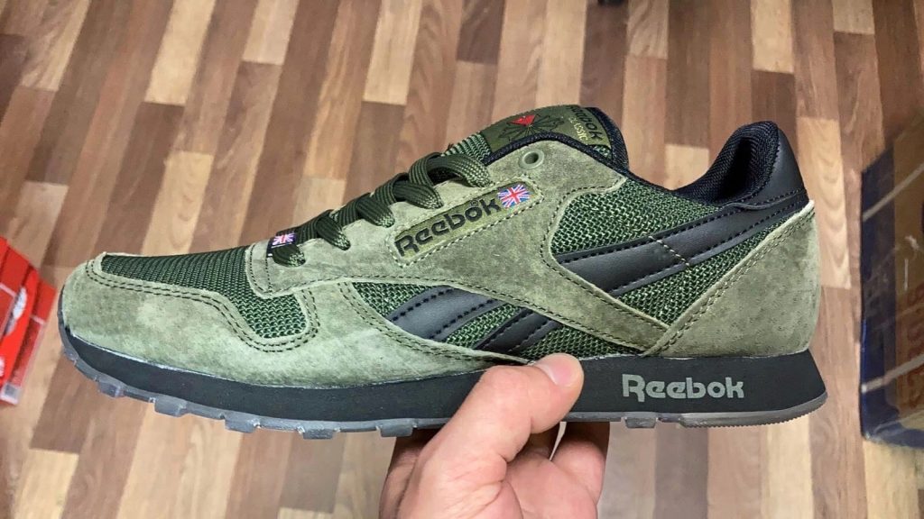 Купить мужские Reebok Classic зеленые с черным в СПб