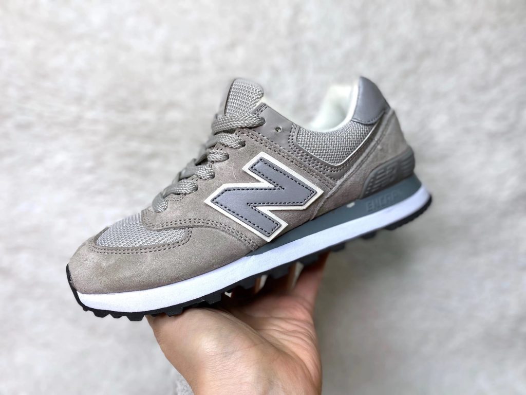 New balance 927 silver on sale