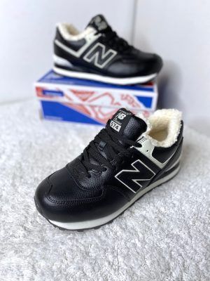 Зимние кроссовки New Balance (Нью Баланс) черно-белые кожаные с мехом