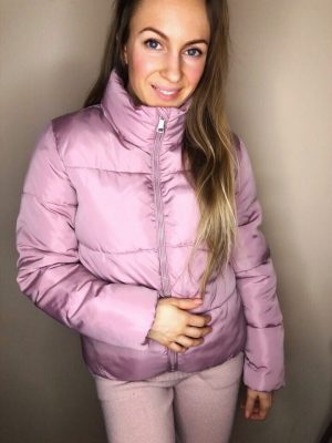 Женская дутая куртка розовая