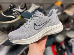 Кроссовки Nike Air Zoom Light grey 2023