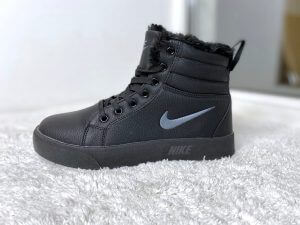 Черные кеды Nike с мехом