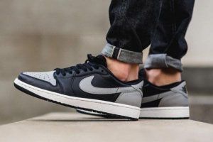 Nike Air Jordan 1 Retro Low серые с черным