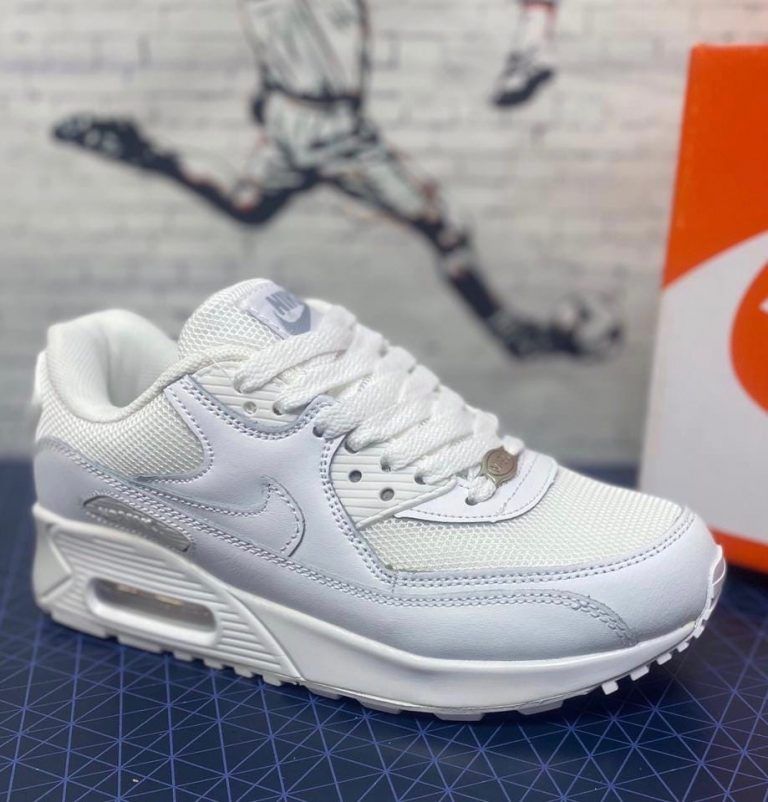 Кроссовки nike белые фото