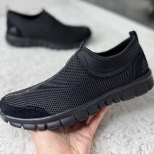 Adidas черные без шнурков