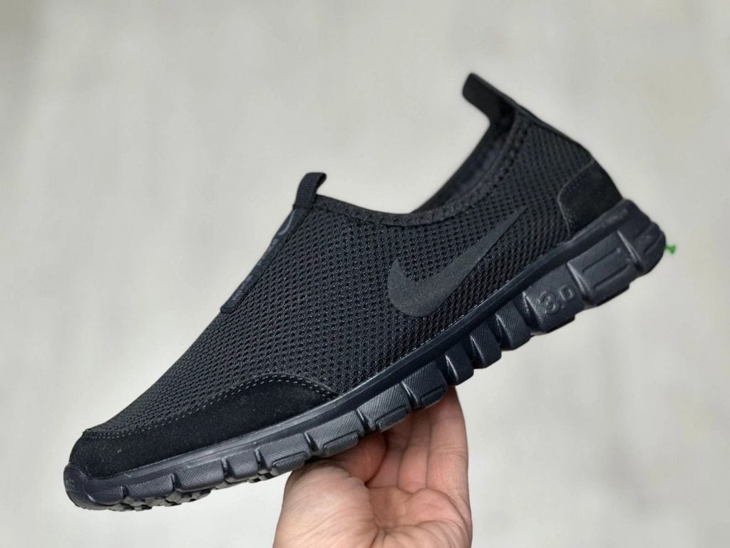 Купить кроссовки Nike Free Run без шнурков черные в СПб