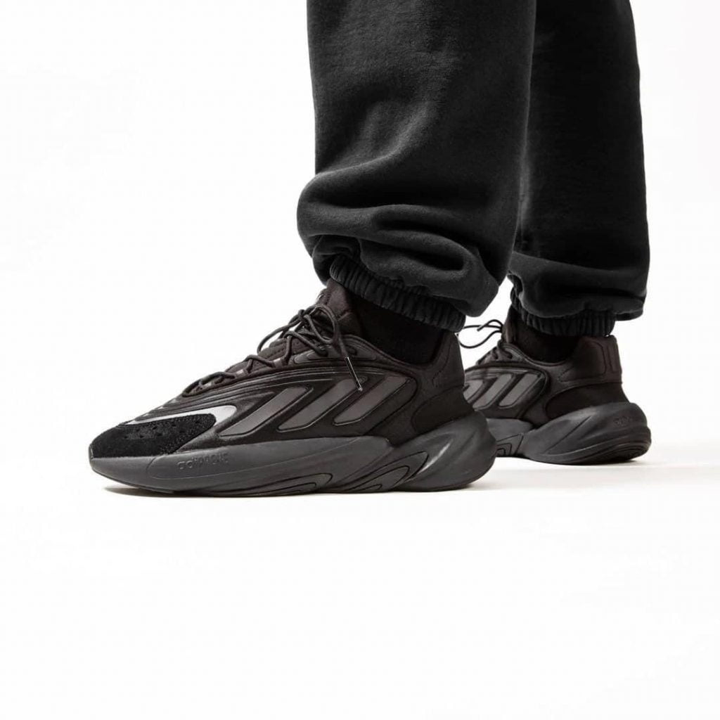 Купить кроссовки Адидас (Adidas) в интернет магазине СПБ