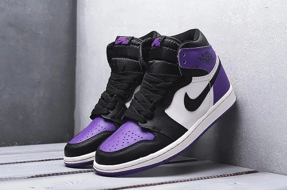 Кроссовки Nike Air Jordan фиолетовые с черным с мехом в СПб