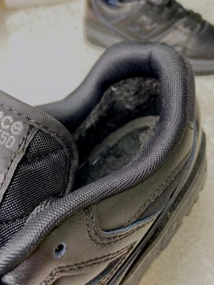 Кроссовки New Balance  550 черные с мехом