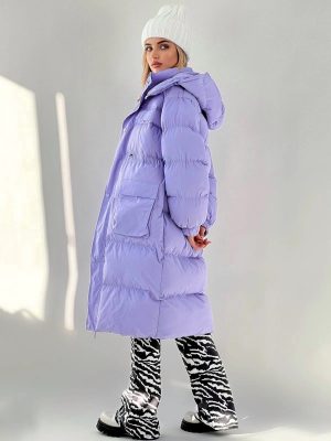 Зимняя лавандовая куртка с большими карманами