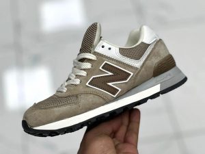 Кроссовки New Balance 574 светло-коричневые с сеткой