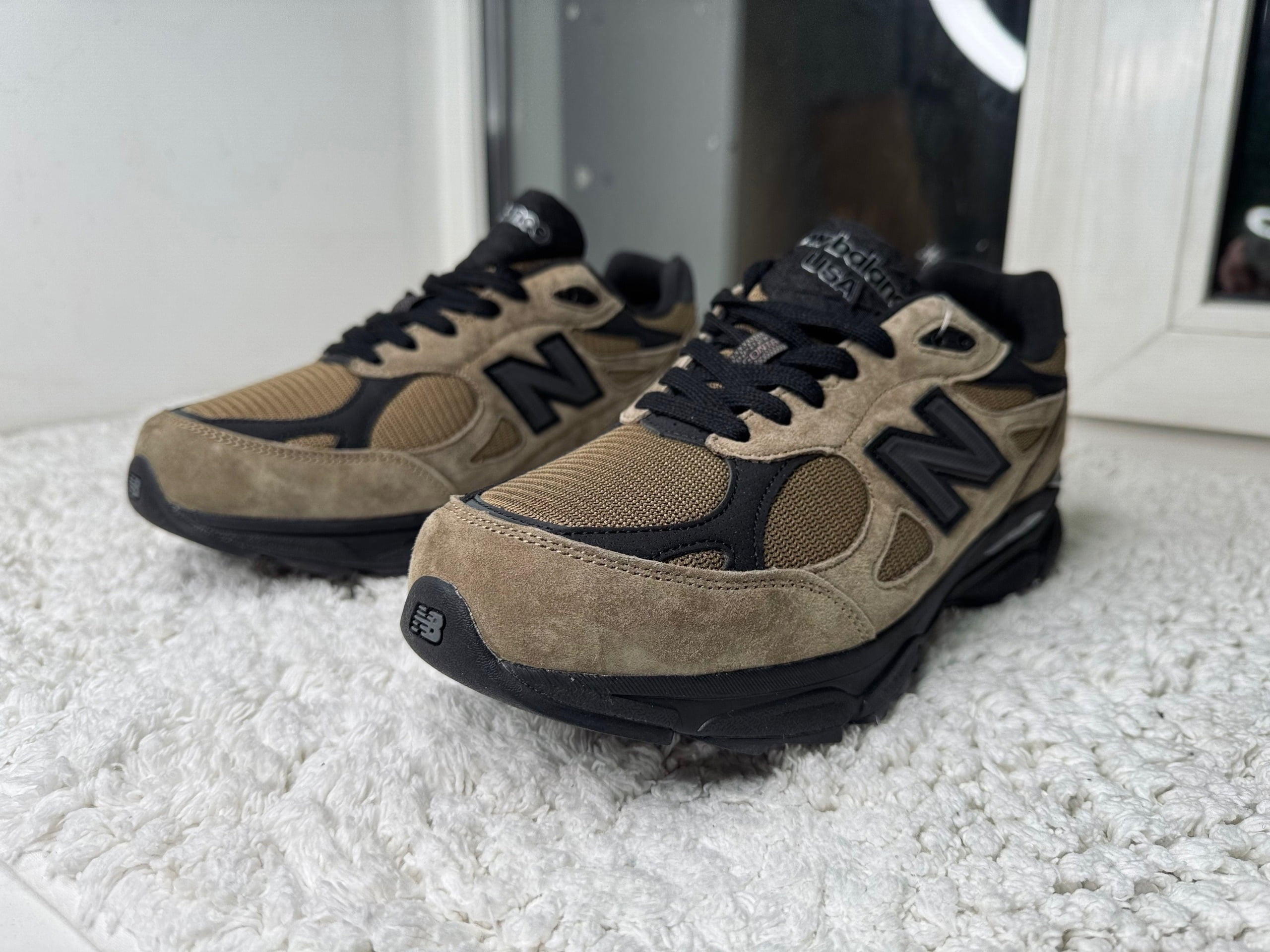 New Balance 990 коричневые с черным