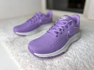 Кроссовки Nike Zoom фиолетовые лаванда