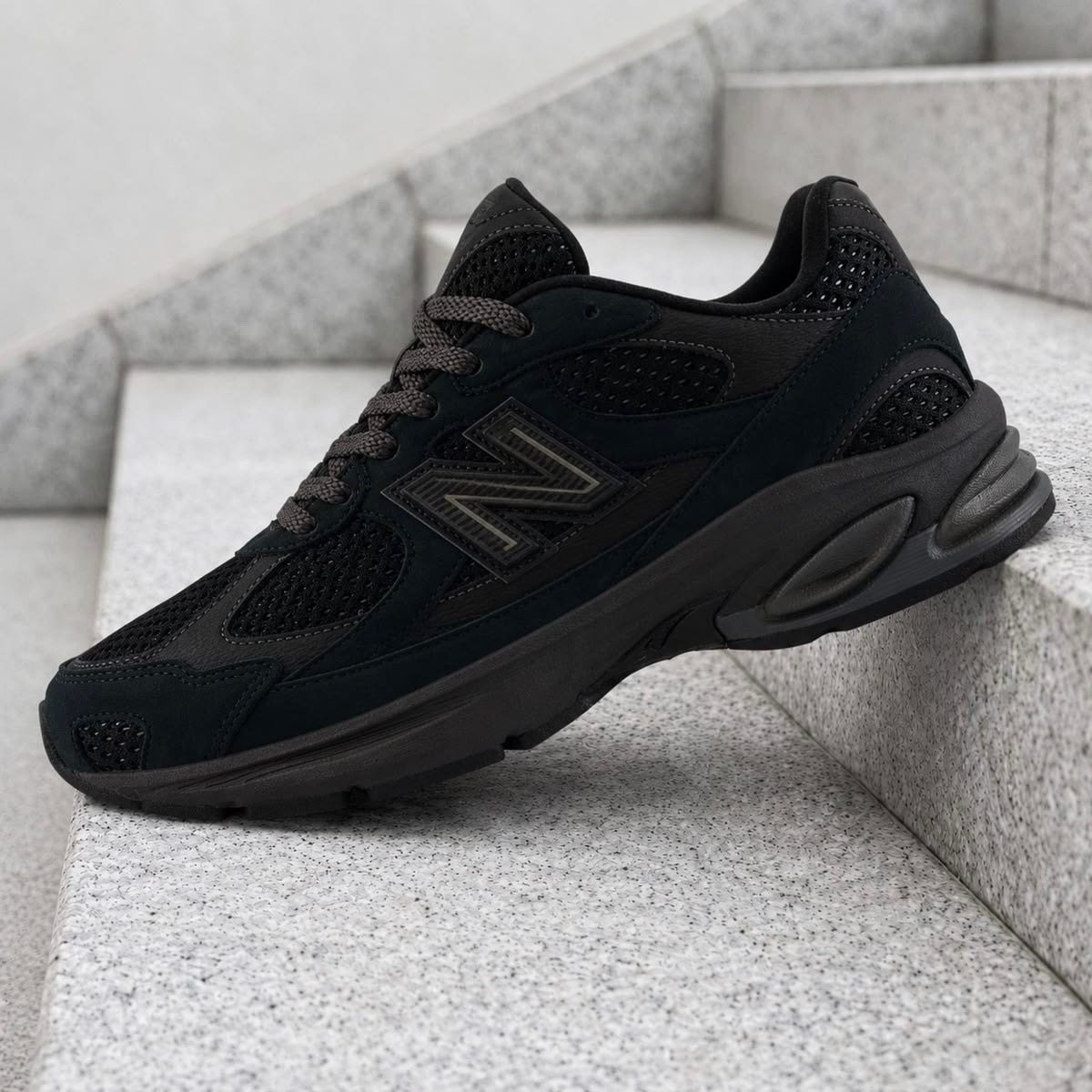 New Balance 2010 черные New Balance 2010 черные