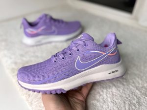 Кроссовки Nike Zoom фиолетовые лаванда