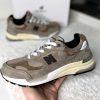 Кроссовки New Balance 992 хаки