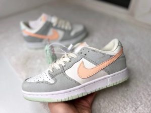 Кеды Nike Dunk Low серые с оранжевым