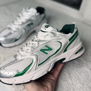 Кроссовки New Balance 530 белые с зеленым