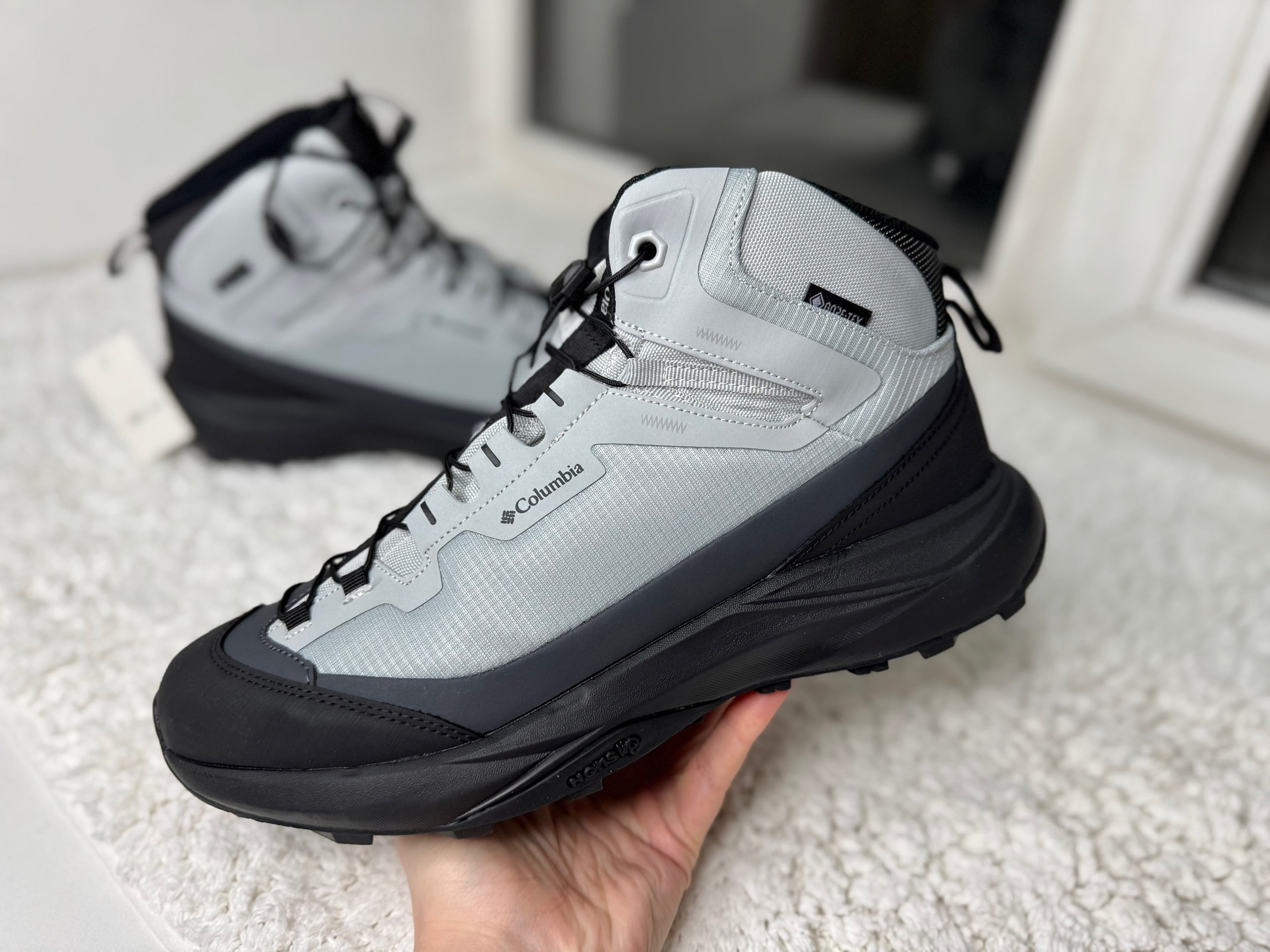 Columbia Thermo серые зимние