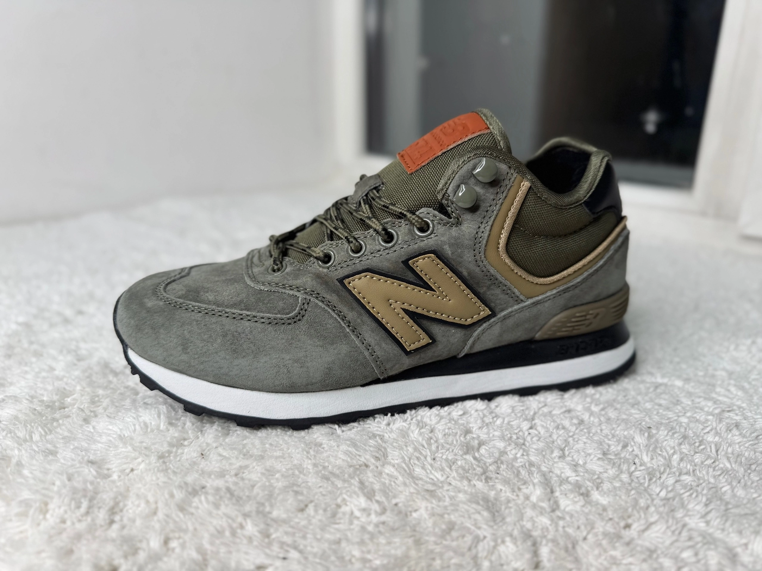 Кроссовки New Balance 574 высокие хаки с мехом