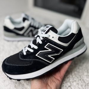 New Balance 574 черные с белой строчкой