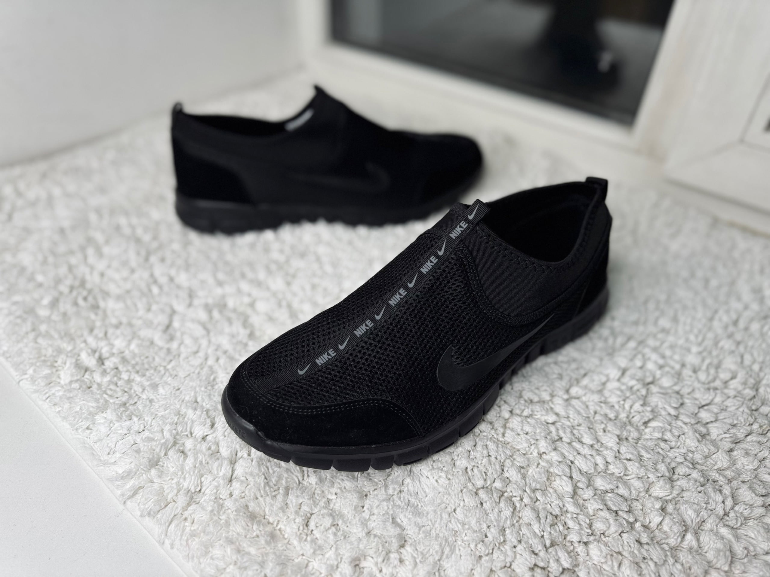 Nike без шнурков черные Великан