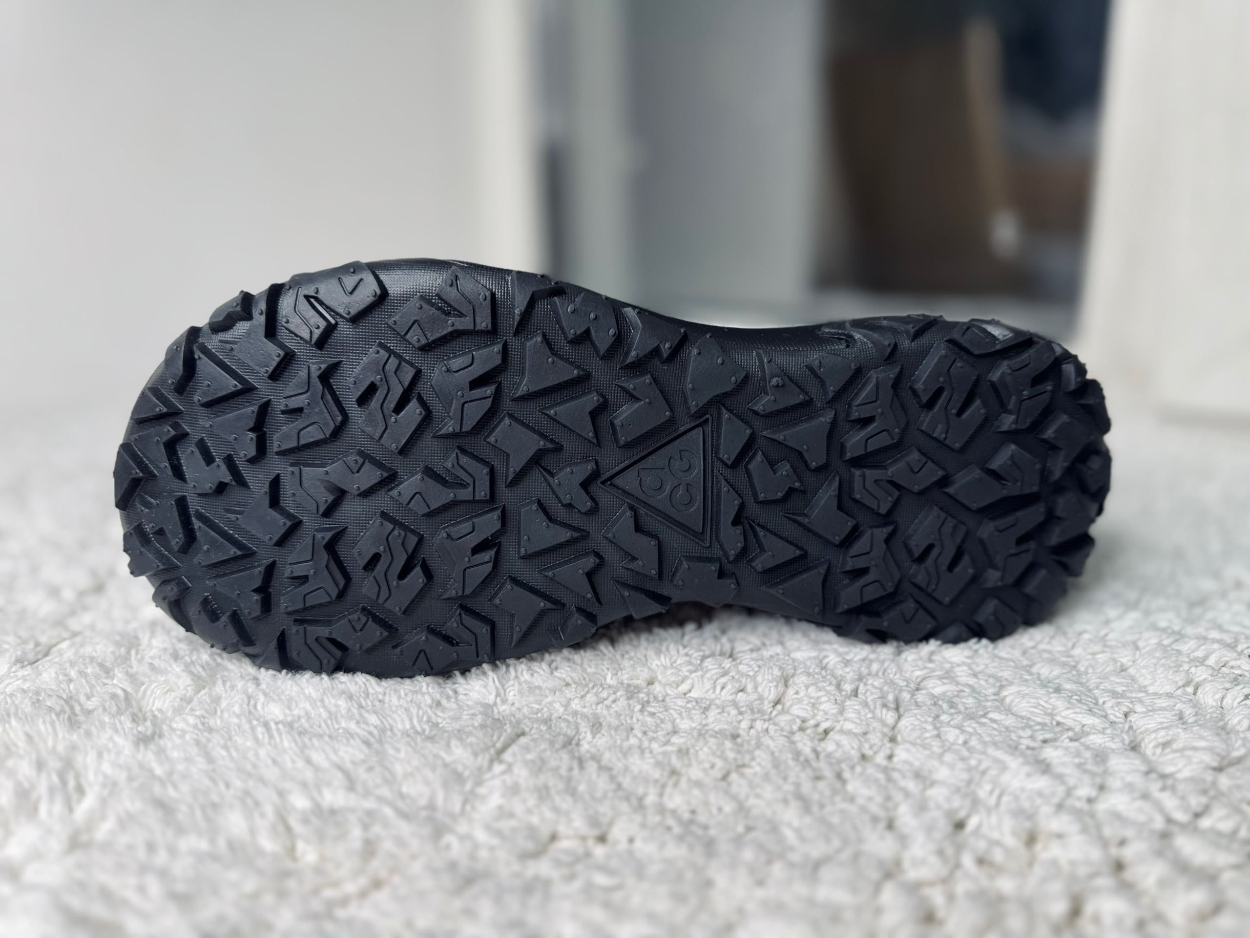 Nike ACG Mountain Flow Low Black Gore-tex 2025