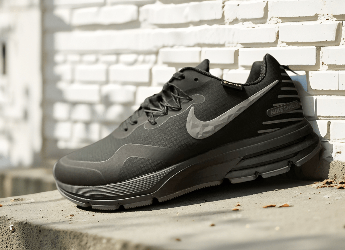 Nike Shield Goretex Thermo черные Nike Shield Goretex Thermo черные