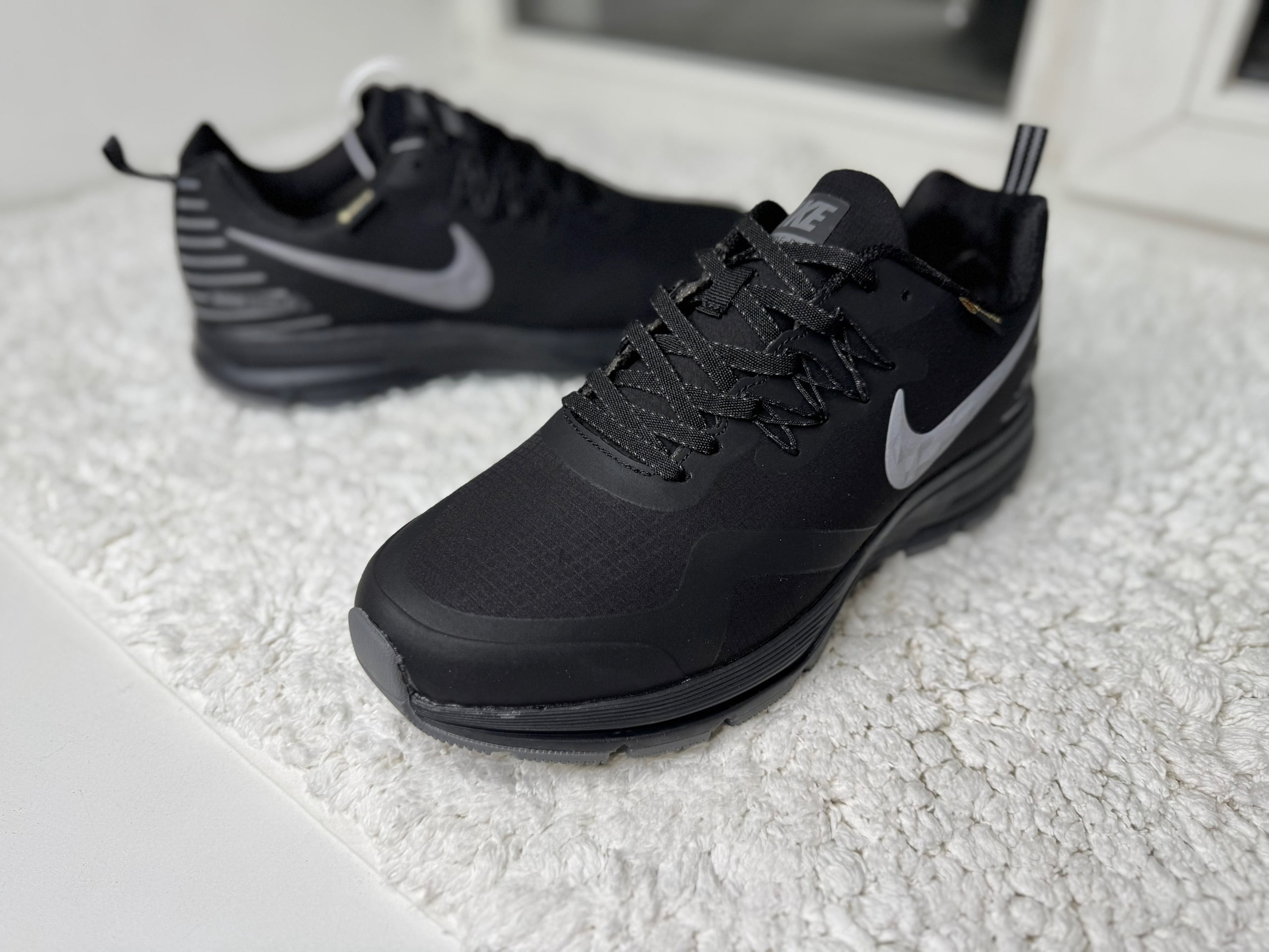Nike Shield Gore tex Thermo черные Nike Shield Gore tex Thermo черные