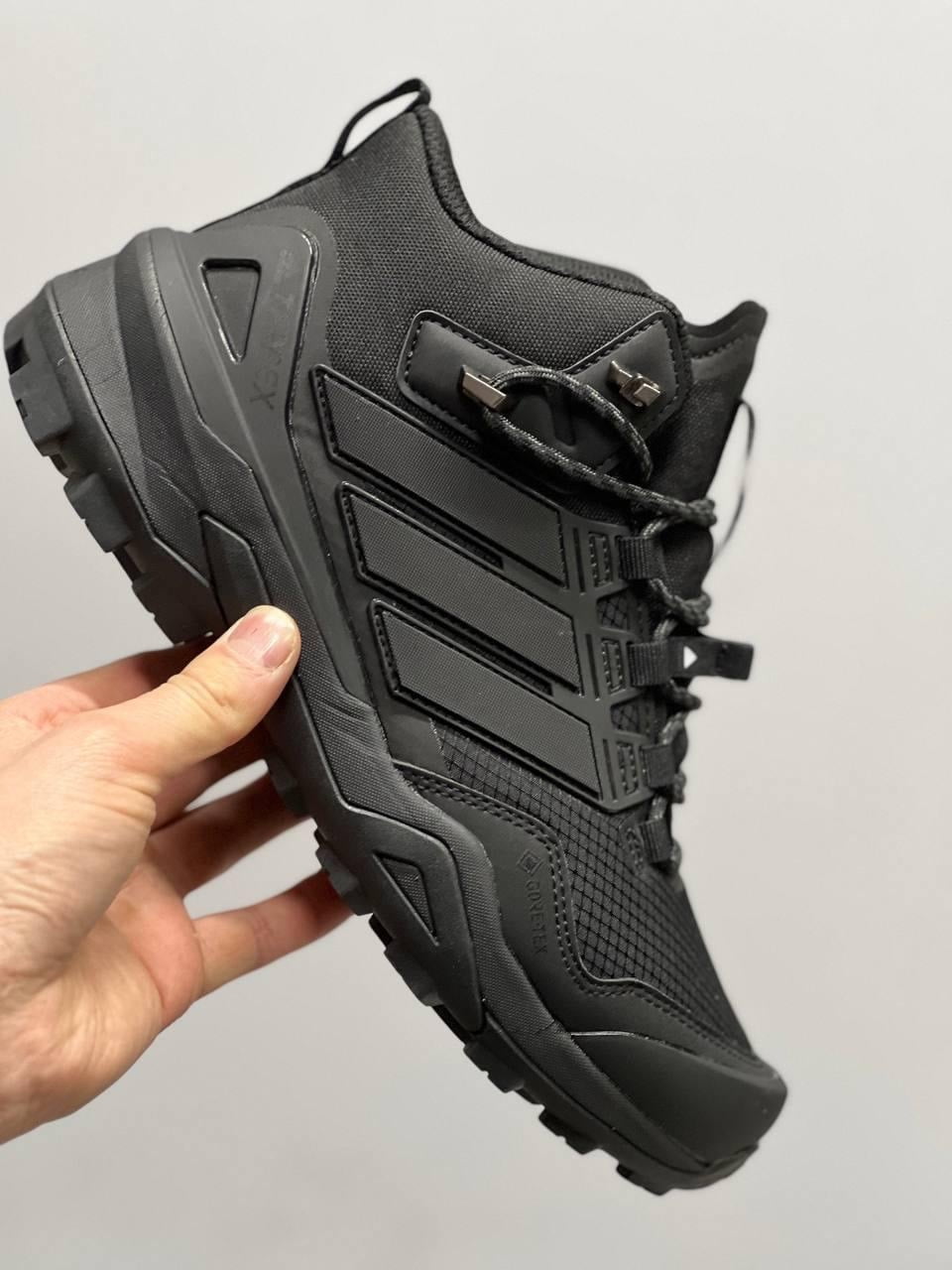 Adidas Terrex Goretex черные зимние высокие Goretex New Adidas Terrex Goretex черные зимние высокие Goretex New