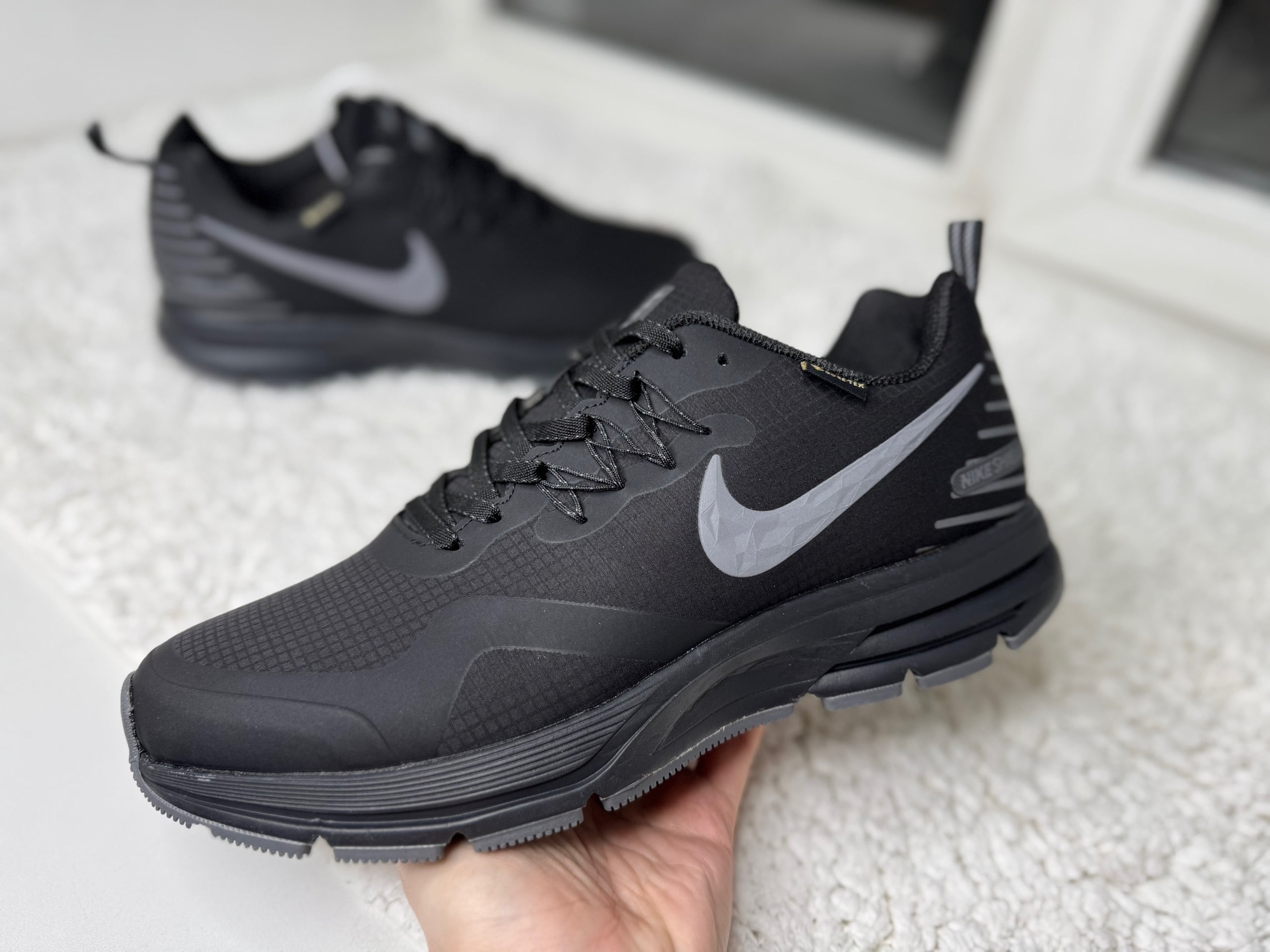 Nike Shield Gore tex Thermo черные Nike Shield Gore tex Thermo черные