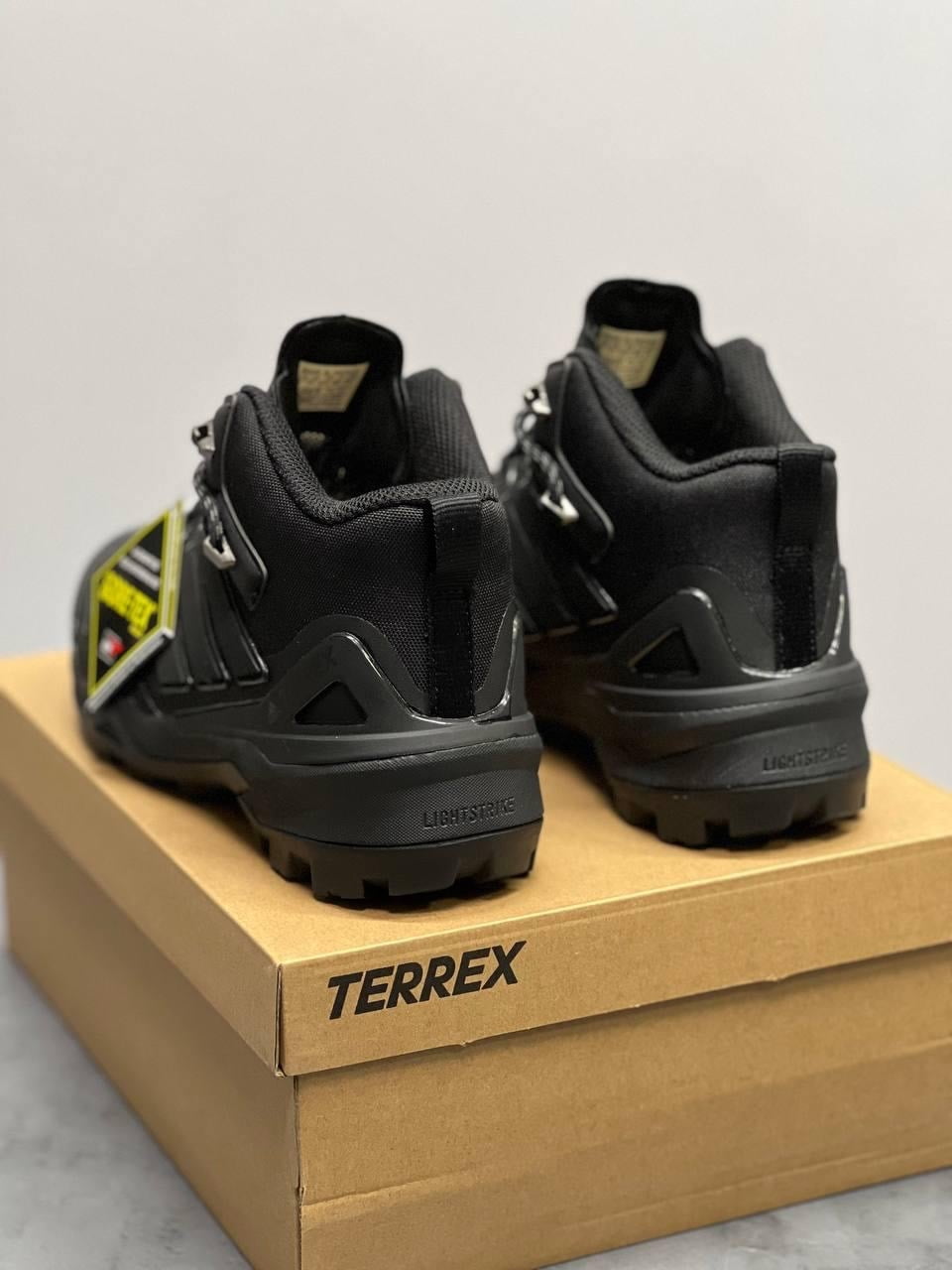 Adidas Terrex Goretex черные зимние высокие Goretex New