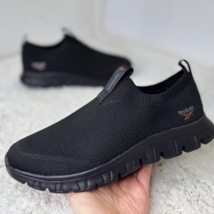 Reebok черные летние без шнурков