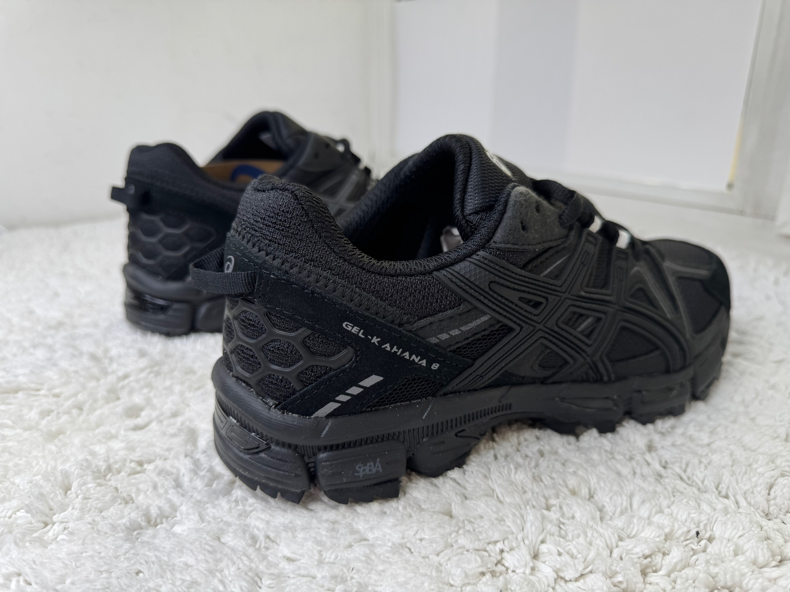 Asics Gel Kahana 8 черные