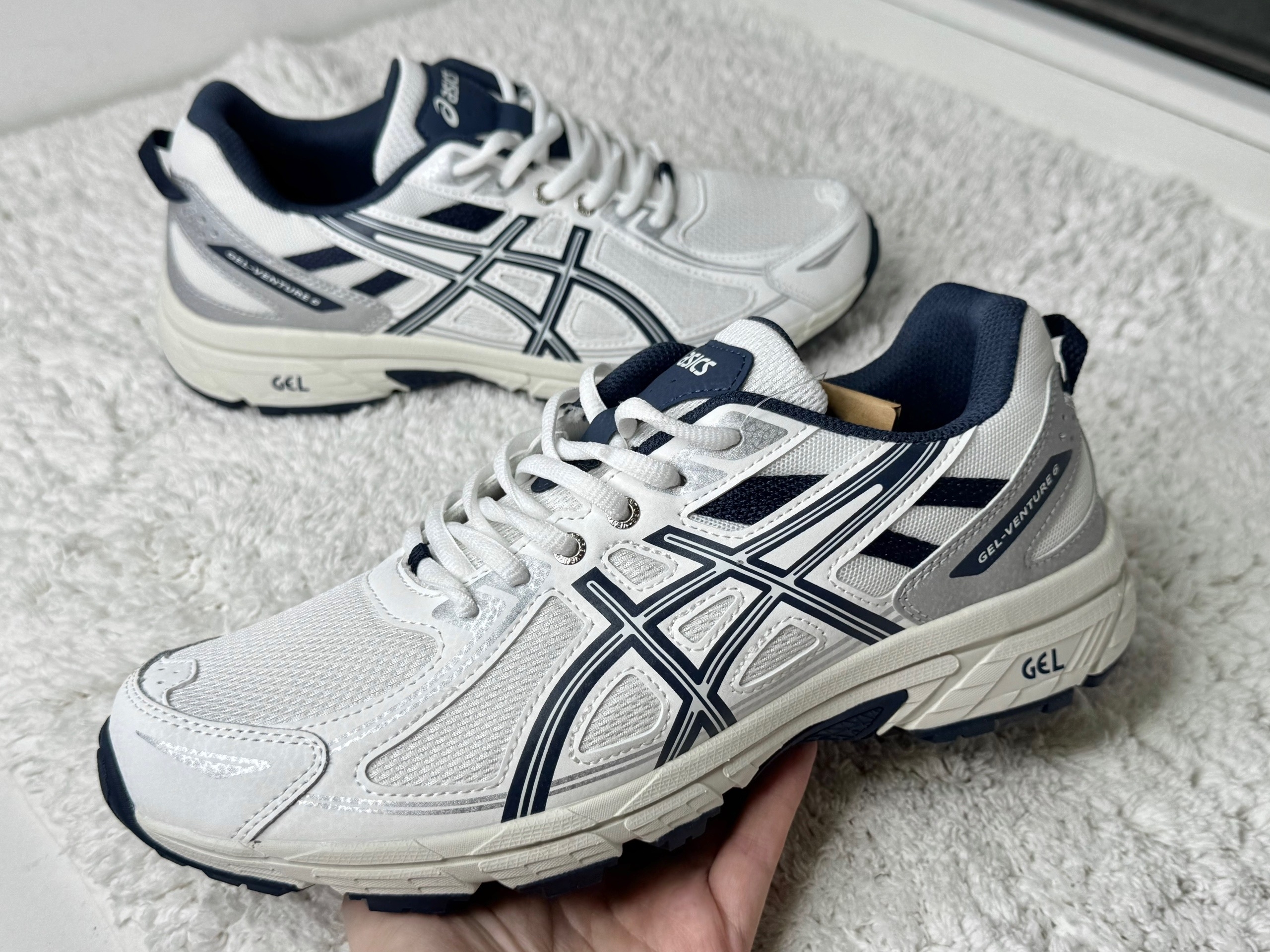 Asics Gel-Venture 6 белые Asics Gel-Venture 6 белые