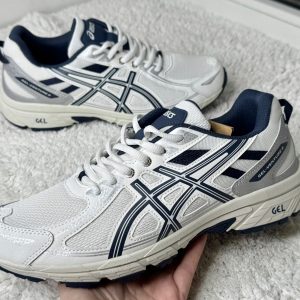 Asics Gel-Venture 6 белые
