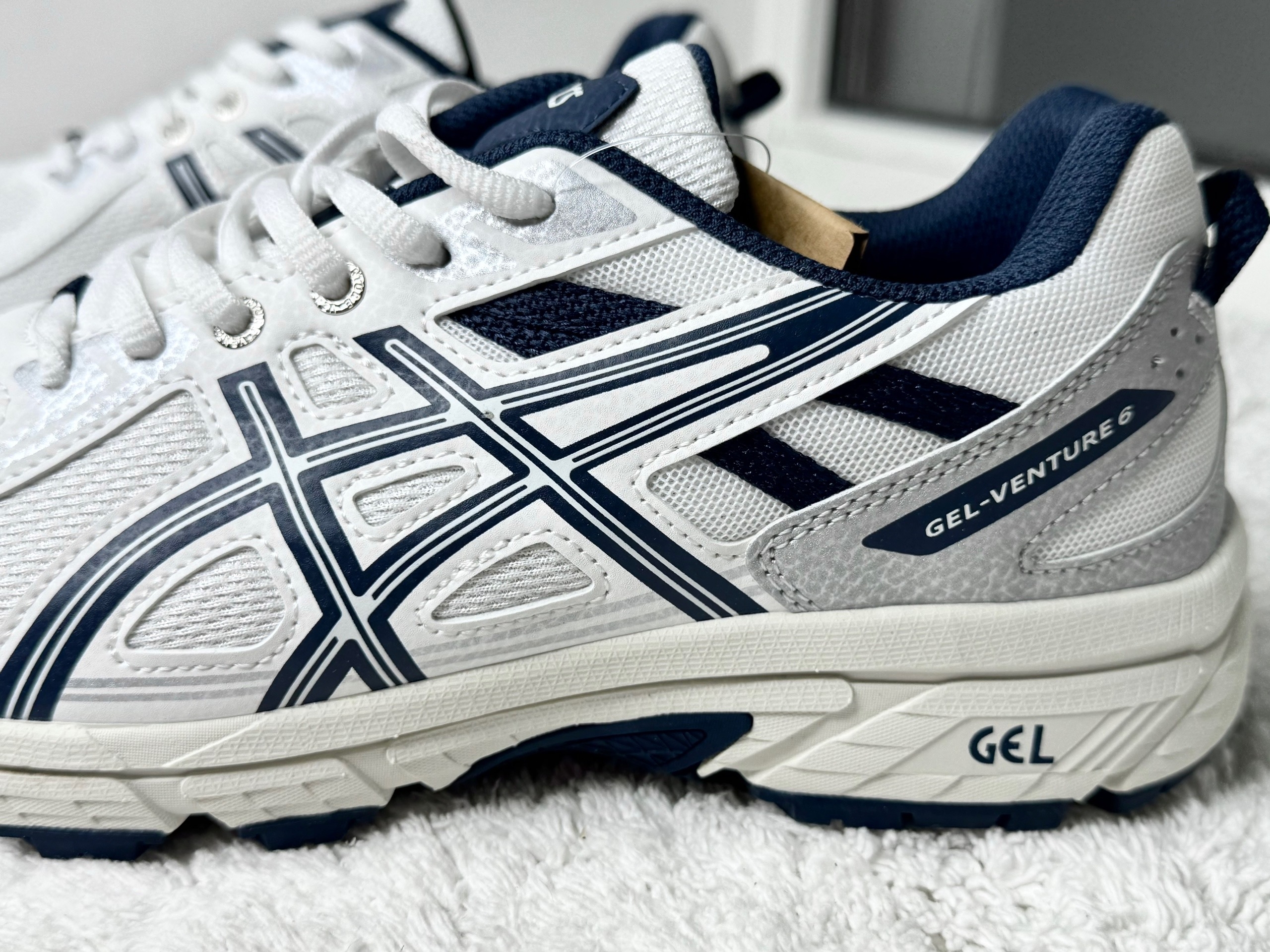 Asics Gel-Venture 6 белые Asics Gel-Venture 6 белые
