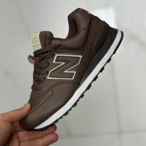 Женские New Balance 574 коричневые Шоколад