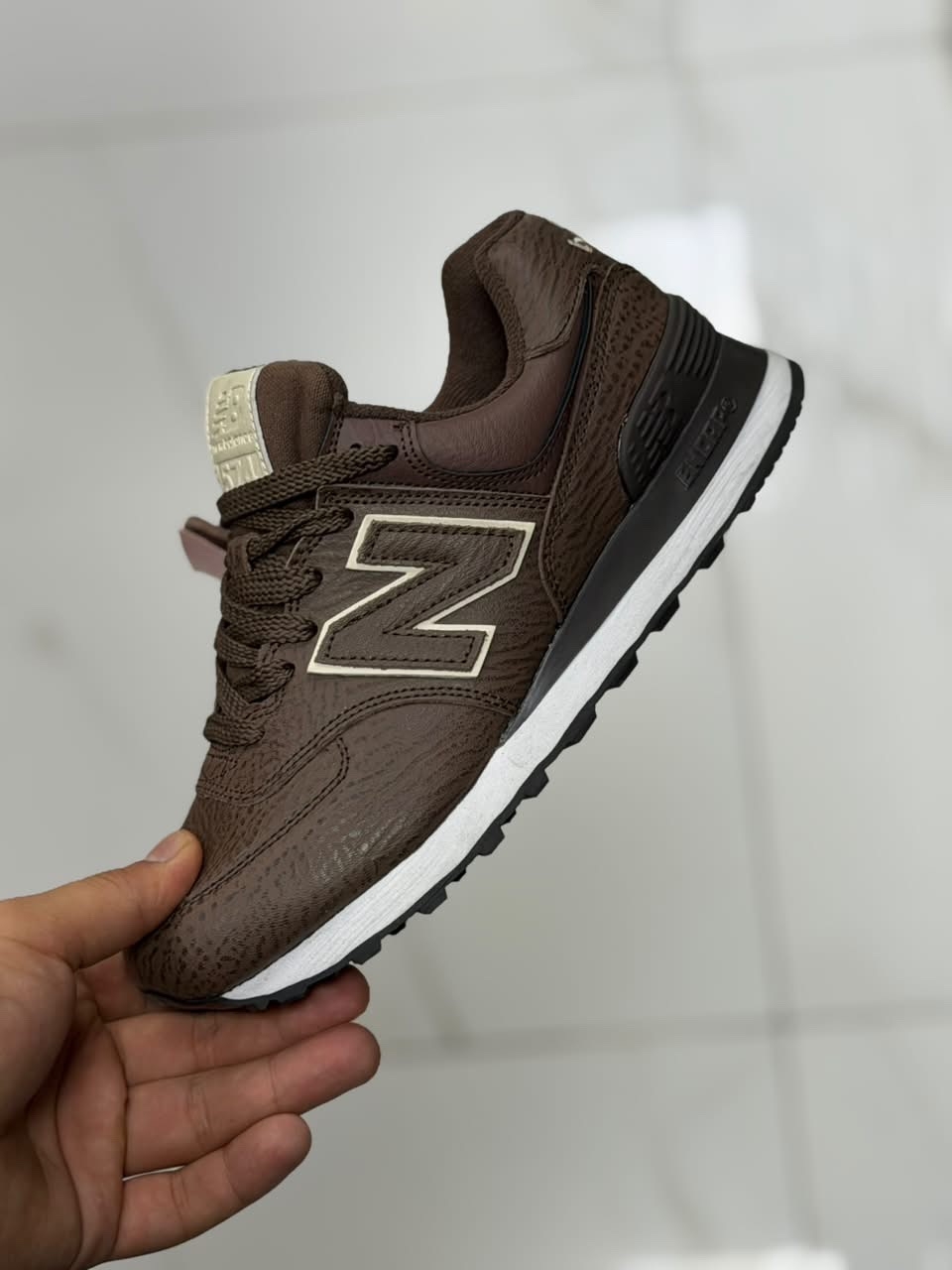 Женские New Balance 574 коричневые Шоколад Женские New Balance 574 коричневые Шоколад