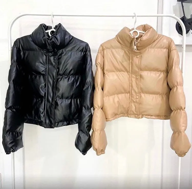 Женская куртка дутая кожаная черная