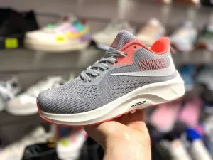 Nike Air Zoom grey pink