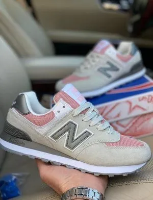 Женские New Balance 574 светло-серые с розовым