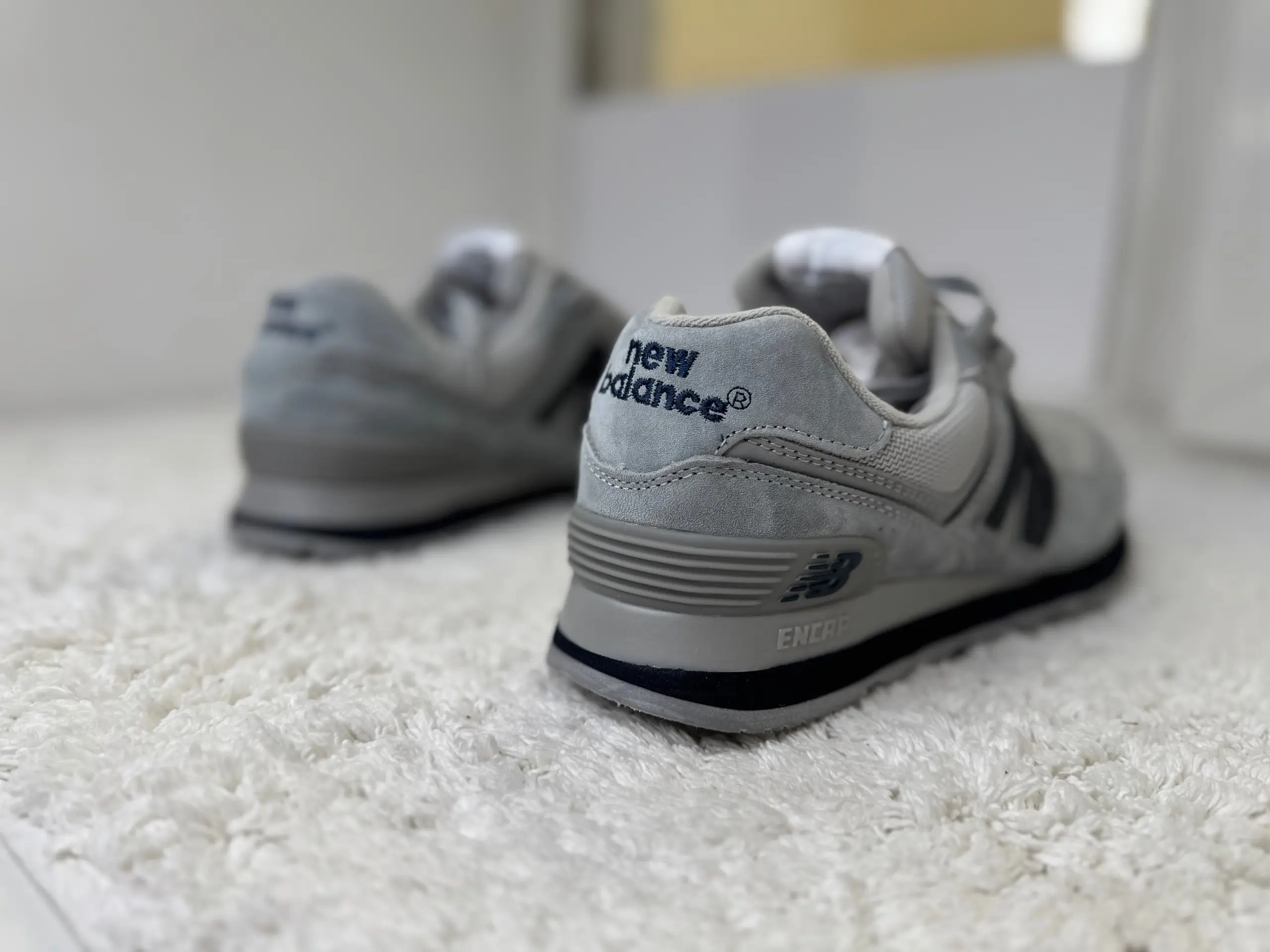 New Balance 574 Шторм серые с темной подошвой
