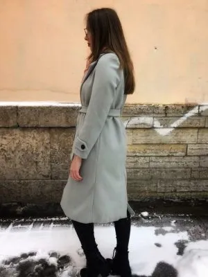 Женское пальто бордовое каберне