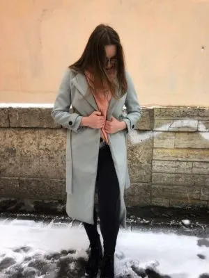 Женское пальто бордовое каберне