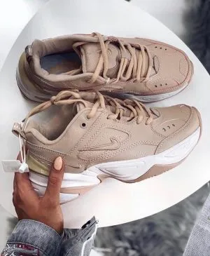 Nike M2K Tekno персиковые