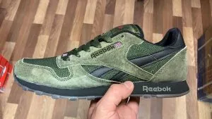 Kроссовки Reebok Classic зеленые с черным